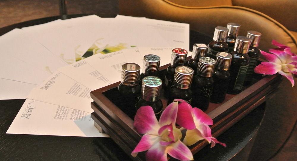 Hotel The Westin Kuala Lumpur Exteriér fotografie A collection of essential oils